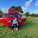 Rent A Blue Classics' S Campervan For Your Road Trip In -volkswagen T3 Campismo de Luxo Portimão